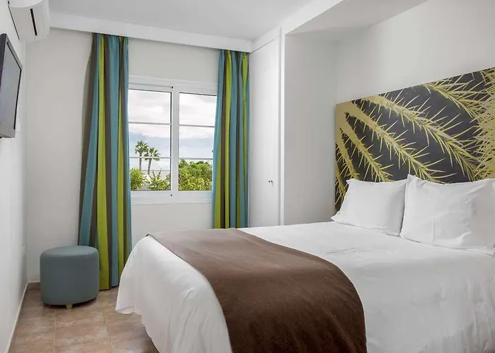 Jardines Del Sol Hotel *